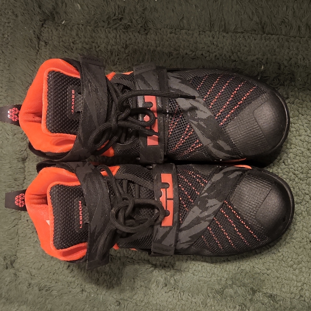 Lebron Soldier 9s